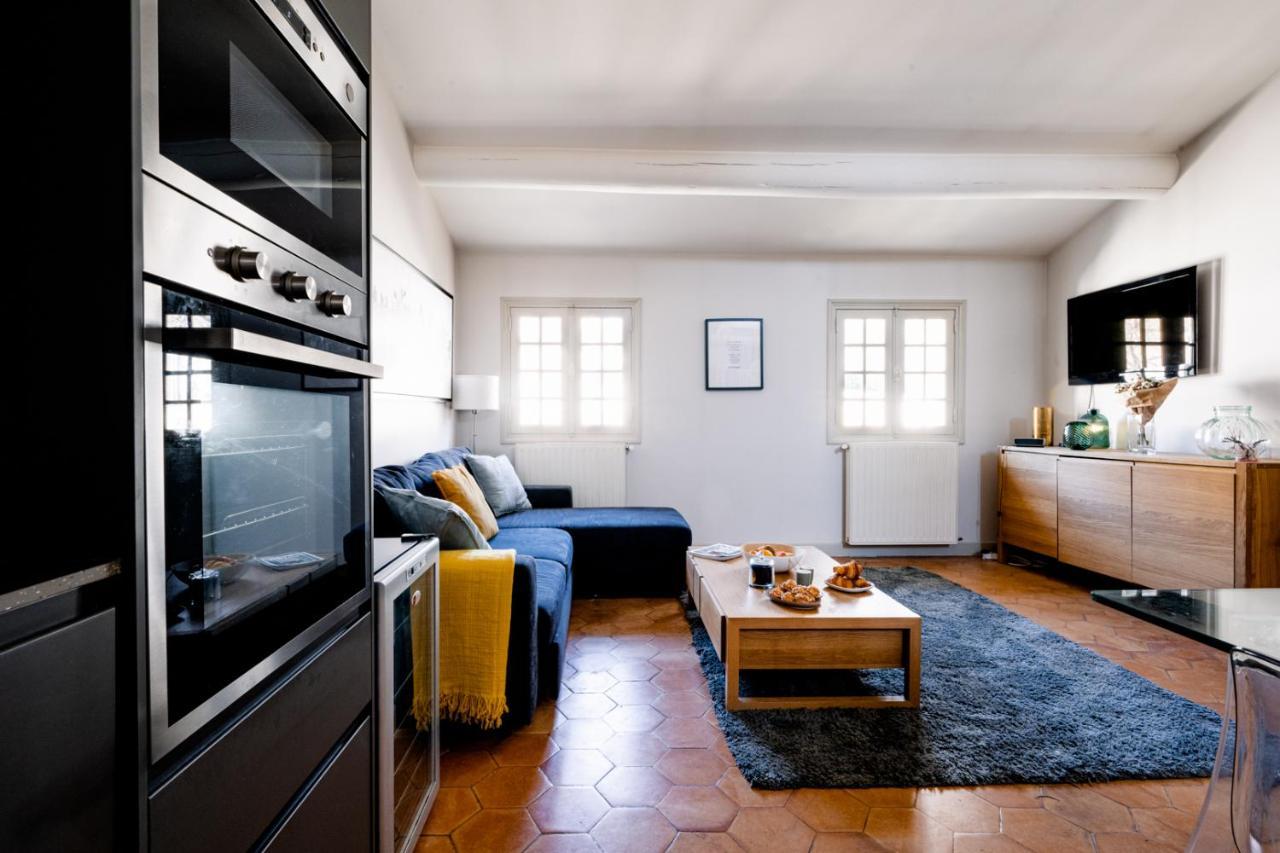 Apartment Exceptionnel Place Du Palais Des Papes Wifi Climatisation Avignon